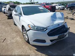 1FA6P0H72G5135524 2016 FORD FUSION