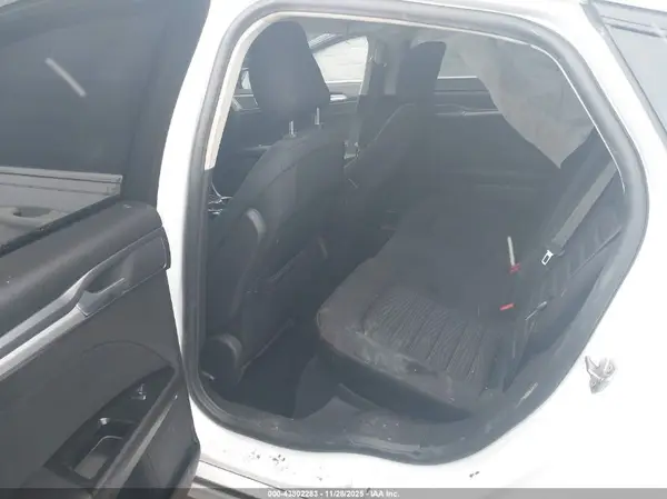 1FA6P0H75G5124064 2016 FORD FUSION - Image 8