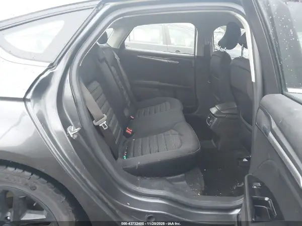 1FA6P0H75G5135856 2016 FORD FUSION - Image 8