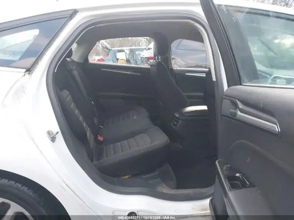1FA6P0H76G5112098 2016 FORD FUSION - Image 8