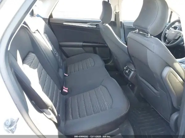 1FA6P0H78G5135110 2016 FORD FUSION - Image 8
