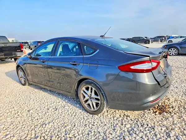 1FA6P0H78G5135799 2016 FORD FUSION - Image 2