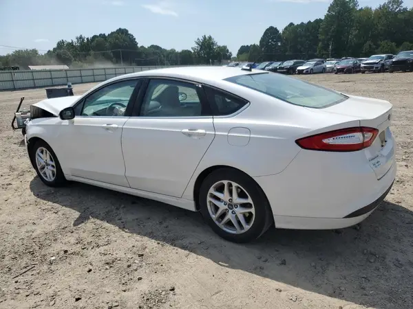 1FA6P0H7XG5100777 2016 FORD FUSION - Image 2