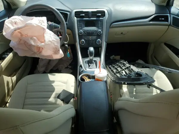 1FA6P0H7XG5100777 2016 FORD FUSION - Image 8
