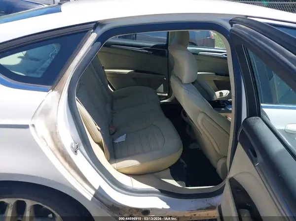 1FA6P0H7XG5100780 2016 FORD FUSION - Image 8
