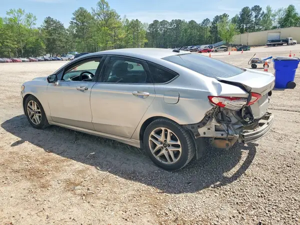 1FA6P0H7XG5105266 2016 FORD FUSION - Image 2