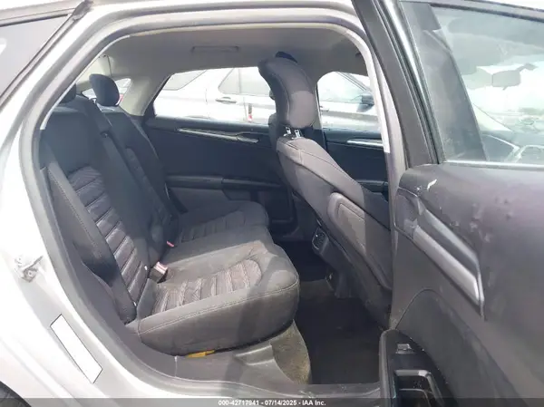 1FA6P0H7XG5105977 2016 FORD FUSION - Image 8
