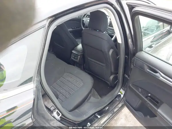 1FA6P0H7XG5109124 2016 FORD FUSION - Image 8