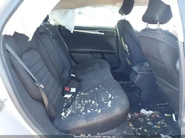1FA6P0H7XG5114968 2016 FORD FUSION - Image 8