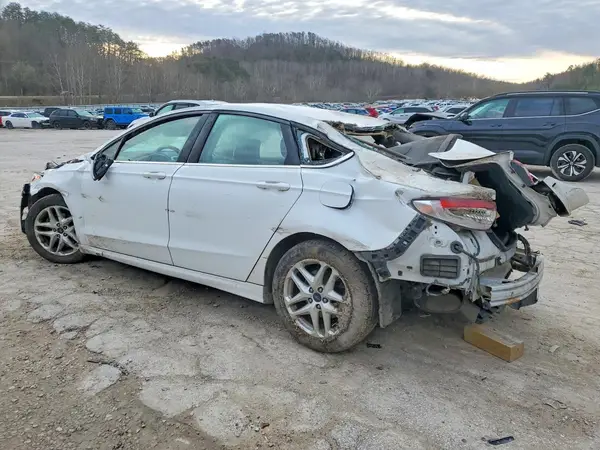1FA6P0H7XG5115151 2016 FORD FUSION - Image 2