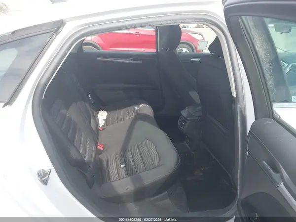 1FA6P0H7XG5118101 2016 FORD FUSION - Image 8