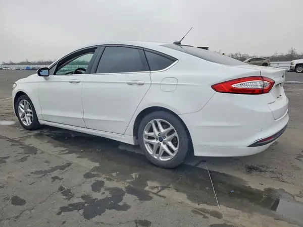 1FA6P0H7XG5123136 2016 FORD FUSION - Image 2