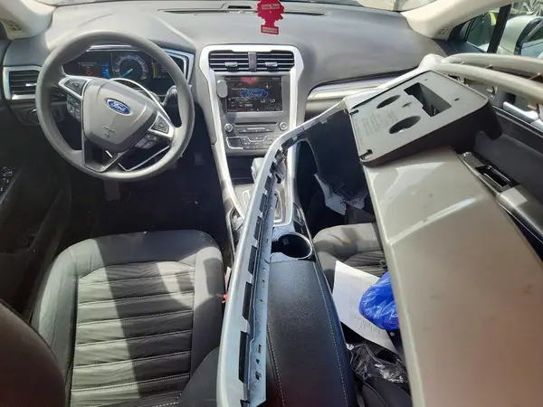 1FA6P0H7XG5128675 2016 FORD FUSION - Image 8