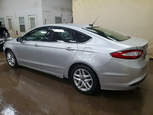1FA6P0H7XG5131804 2016 FORD FUSION - Image 2