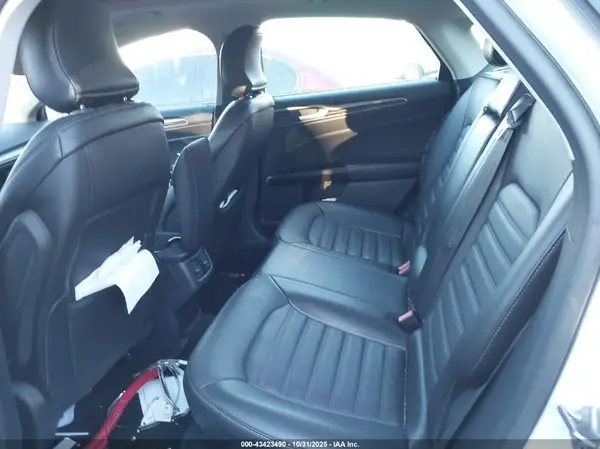1FA6P0HD1G5114282 2016 FORD FUSION - Image 8
