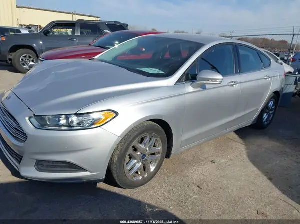 1FA6P0HD2G5127333 2016 FORD FUSION - Image 2