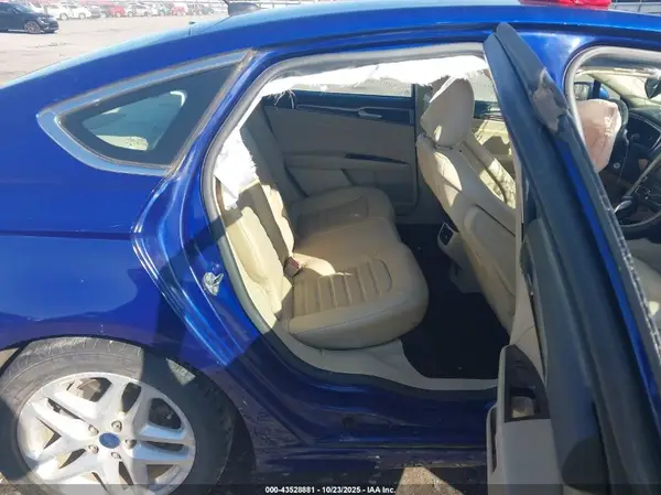 1FA6P0HD3G5117586 2016 FORD FUSION - Image 8