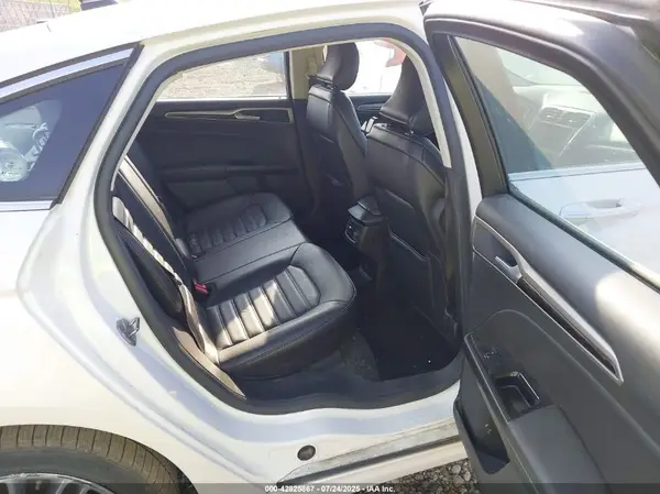 1FA6P0HD7G5109099 2016 FORD FUSION - Image 8