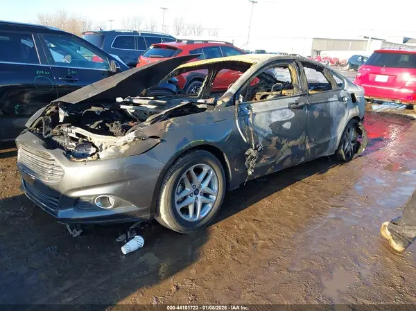 1FA6P0HD8G5121777 2016 FORD FUSION - Image 2