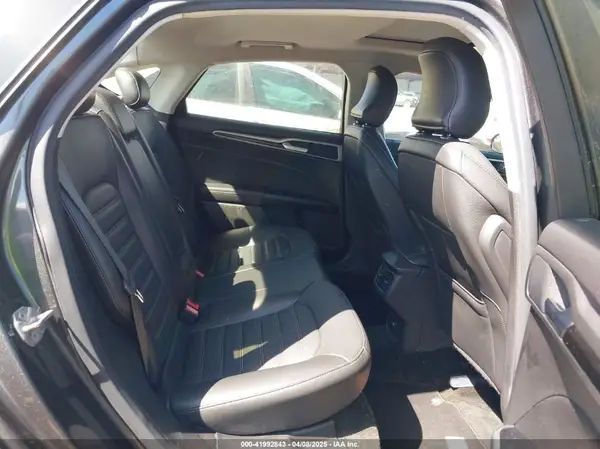 1FA6P0HD8G5131872 2016 FORD FUSION - Image 8