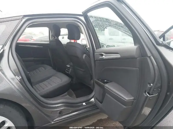 1FA6P0HDXG5125684 2016 FORD FUSION - Image 8