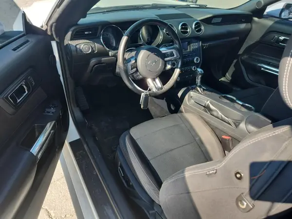1FA6P8AM0G5218805 2016 FORD MUSTANG - Image 8