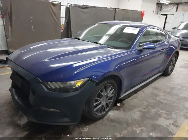 1FA6P8AM0G5229108 2016 FORD MUSTANG - Image 2
