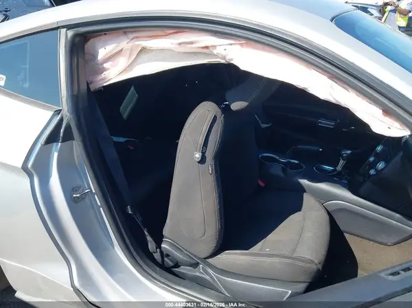 1FA6P8AM0G5241730 2016 FORD MUSTANG - Image 8