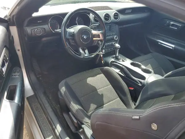 1FA6P8AM0G5257958 2016 FORD MUSTANG - Image 8