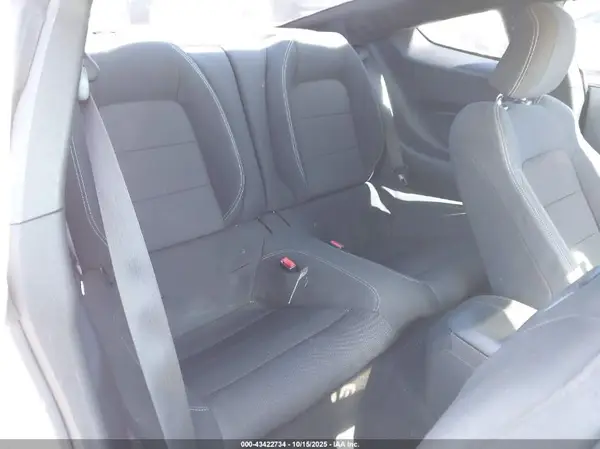 1FA6P8AM0G5274176 2016 FORD MUSTANG - Image 8