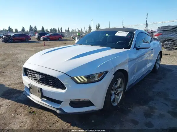 1FA6P8AM0G5274257 2016 FORD MUSTANG - Image 2