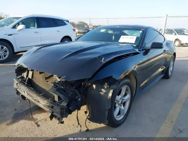 1FA6P8AM0G5302915 2016 FORD MUSTANG - Image 2