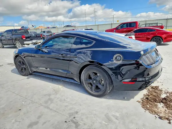 1FA6P8AM0H5226954 2017 FORD MUSTANG - Image 2