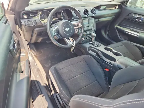 1FA6P8AM0H5226954 2017 FORD MUSTANG - Image 8