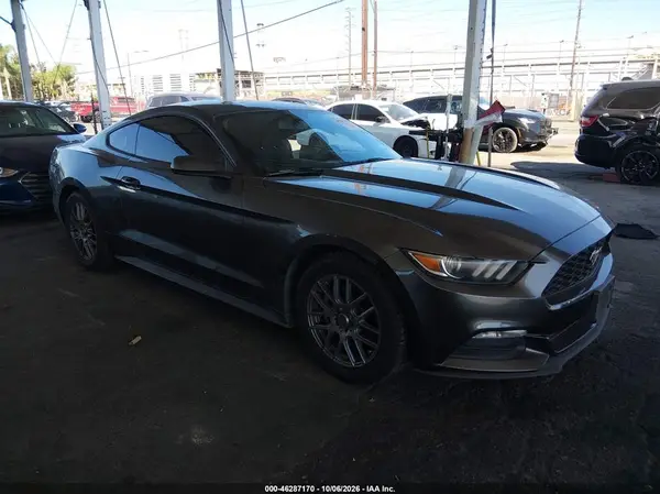 1FA6P8AM0H5254186 2017 FORD MUSTANG - Image 1