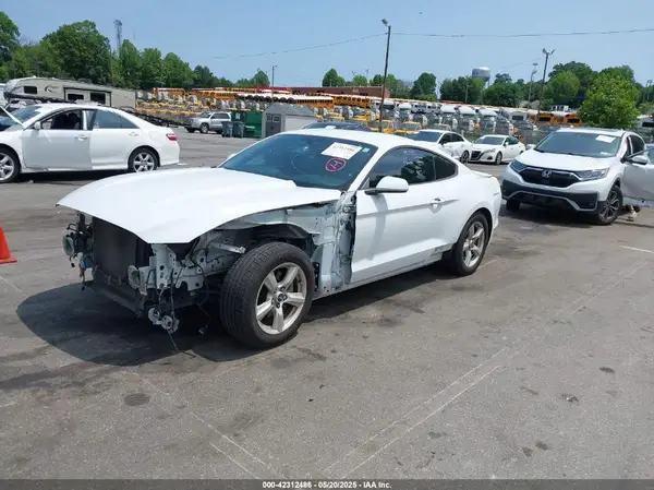 1FA6P8AM0H5270159 2017 FORD MUSTANG - Image 2
