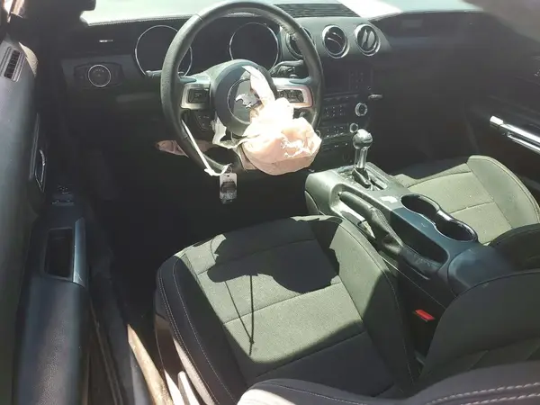 1FA6P8AM0H5277645 2017 FORD MUSTANG - Image 8