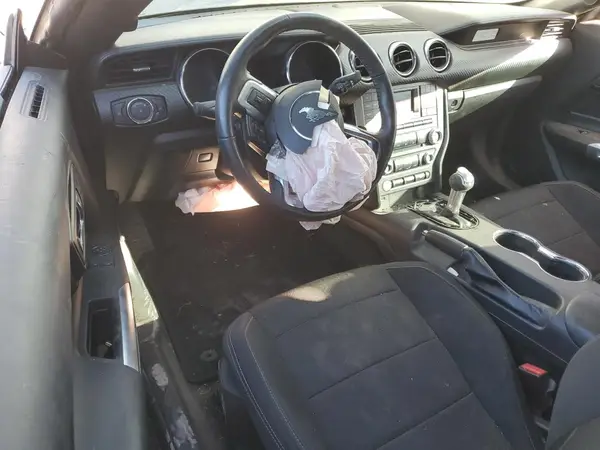 1FA6P8AM0H5302446 2017 FORD MUSTANG - Image 8