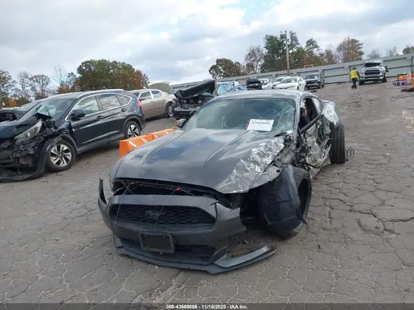1FA6P8AM1G5270850 2016 FORD MUSTANG - Image 2