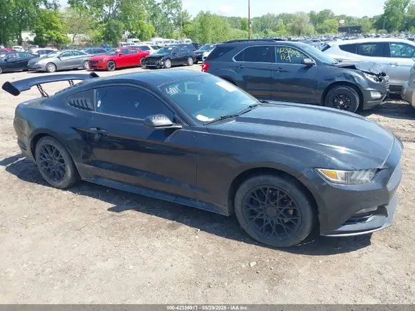 1FA6P8AM1G5294601 2016 FORD MUSTANG - Image 1