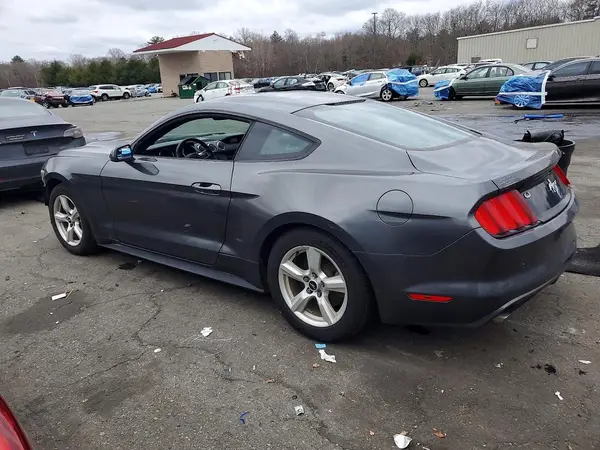 1FA6P8AM1H5229913 2017 FORD MUSTANG - Image 2