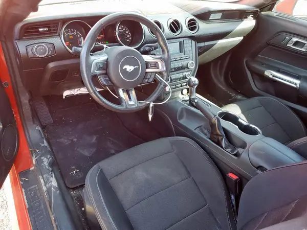 1FA6P8AM1H5247425 2017 FORD MUSTANG - Image 8