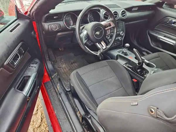 1FA6P8AM1H5289285 2017 FORD MUSTANG - Image 8