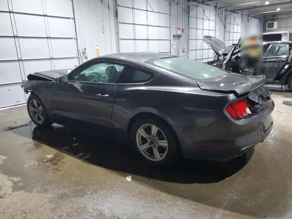 1FA6P8AM1H5289447 2017 FORD MUSTANG - Image 2