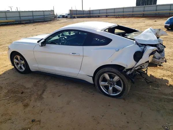 1FA6P8AM1H5304724 2017 FORD MUSTANG - Image 2