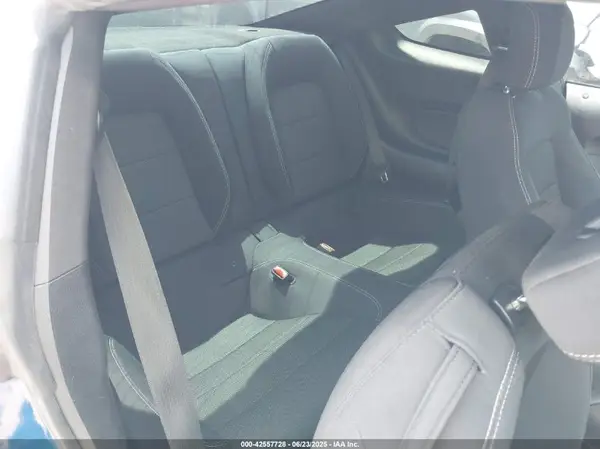 1FA6P8AM1H5333365 2017 FORD MUSTANG - Image 8