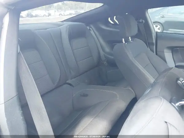 1FA6P8AM2G5215100 2016 FORD MUSTANG - Image 8