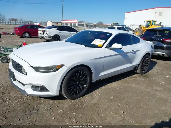 1FA6P8AM2G5220166 2016 FORD MUSTANG - Image 2