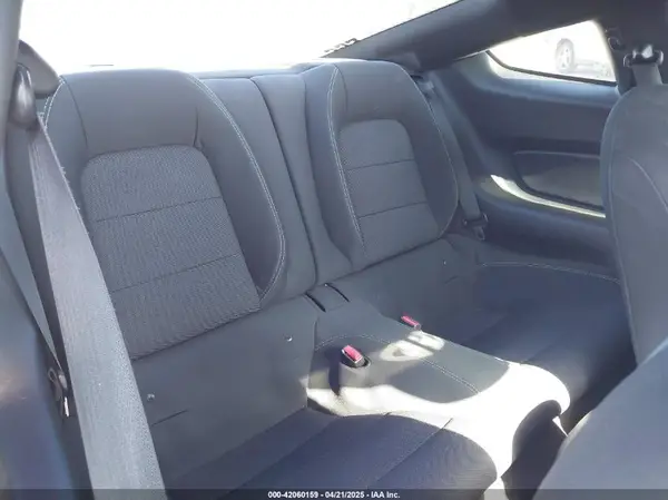 1FA6P8AM2G5290119 2016 FORD MUSTANG - Image 8