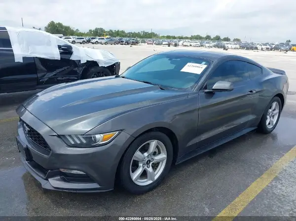 1FA6P8AM2G5290170 2016 FORD MUSTANG - Image 2